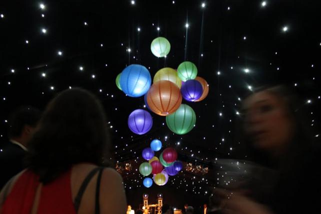 Cambridge Uni Ball with Lanterns