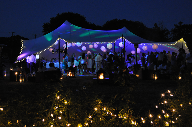 Cream Hanging Lanterns Decorate Stretch Tent